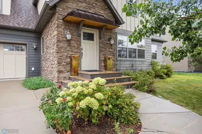 6028 Silverleaf Drive S, Fargo, ND 58104 - Photo 4
