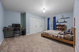 6028 Silverleaf Dr S, Fargo, ND 58104 - Photo 30