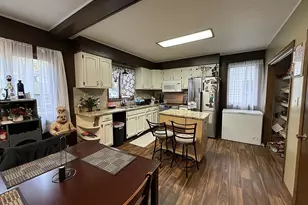 202 S 6th St, Montevideo, MN 56265 - Photo 12