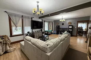 202 S 6th St, Montevideo, MN 56265 - Photo 6