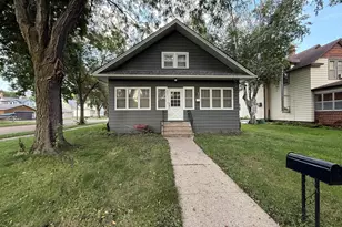 202 S 6th St, Montevideo, MN 56265 - Photo 40