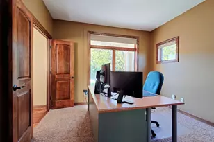 18658 Ponderosa Ct, Eden Prairie, MN 55347 - Photo 24