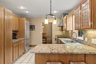 1787 Sargent Ave, Saint Paul, MN 55105 - Photo 2