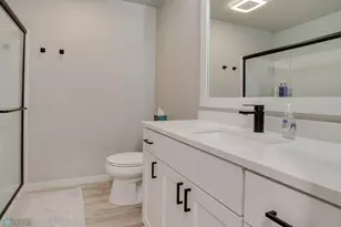 6636 27th St S, Fargo, ND 58104 - Photo 22