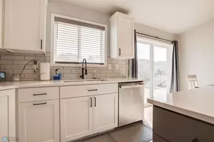 6636 27th St S, Fargo, ND 58104 - Photo 10