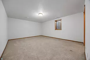 766 36th St S, Moorhead, MN 56560 - Photo 36