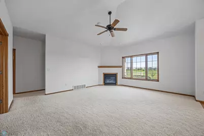 766 36th Street S, Moorhead, MN 56560 - Photo 8