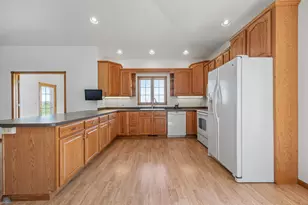 766 36th St S, Moorhead, MN 56560 - Photo 16