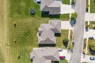 766 36th St S, Moorhead, MN 56560 - Photo 54