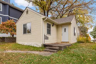 2340 Ives Ln N, Plymouth, MN 55441 - Photo 12