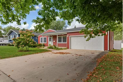 620 14th Street SE, Owatonna, MN 55060 - Photo 1