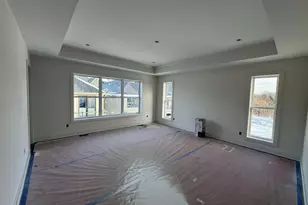 380 Laurel Curve, Golden Valley, MN 55426 - Photo 4