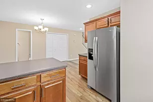 1612 Helena Rd N, Oakdale, MN 55128 - Photo 14