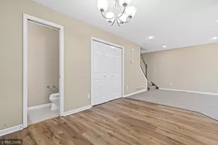 1612 Helena Rd N, Oakdale, MN 55128 - Photo 16