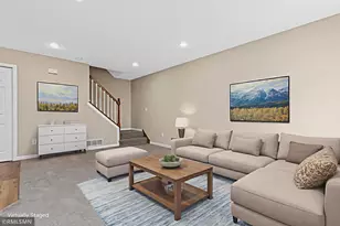 1612 Helena Rd N, Oakdale, MN 55128 - Photo 4