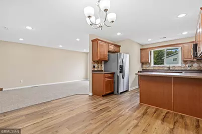 1612 Helena Road N, Oakdale, MN 55128 - Photo 10