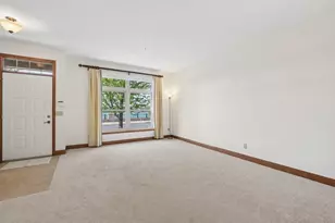 12352 Lakeview Dr N, Maple Grove, MN 55369 - Photo 36