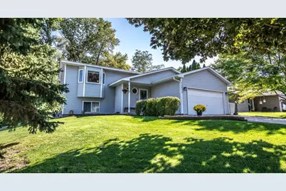 13471 Yosemite Avenue S, Savage, MN 55378 - Photo 1