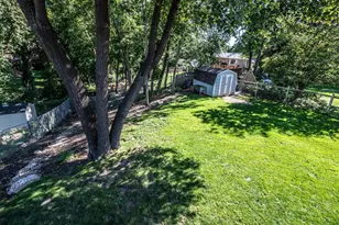 13471 Yosemite Ave S, Savage, MN 55378 - Photo 4