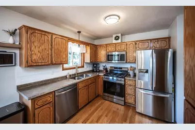 13471 Yosemite Avenue S, Savage, MN 55378 - Photo 8