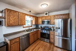 13471 Yosemite Ave S, Savage, MN 55378 - Photo 8