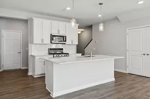 4860 Avery Ct, Eagan, MN 55123 - Photo 8