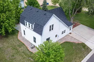 105 1st St S, Elysian, MN 56028 - Photo 1