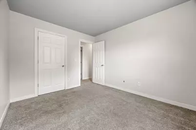 2209 6th Avenue S, Fargo,  58103 - Photo 12