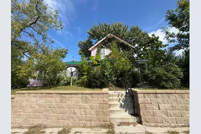 315 Bridge Street, Le Sueur, MN 56058 - Photo 1