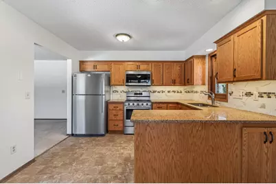 8320 Cleadis Avenue, Inver Grove Heights, MN 55076 - Photo 16