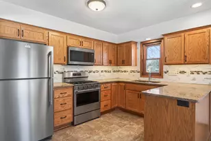 8320 Cleadis Ave, Inver Grove Heights, MN 55076 - Photo 12