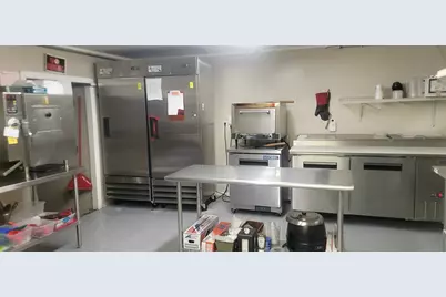 223 6th Street SE, Staples, MN 56479 - Photo 4