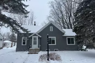 114 2nd St SE, Blooming Prairie, MN 55917 - Photo 1