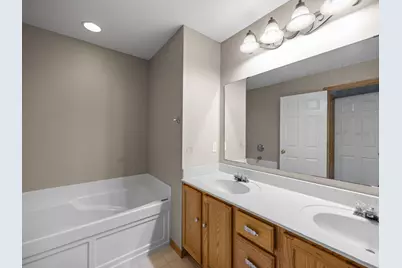 6524 154th Street W #107, Apple Valley, MN 55124 - Photo 14