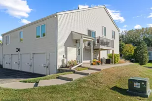 7404 Landau Dr, Bloomington, MN 55438 - Photo 16