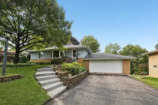 2916 31st Ave NE, Saint Anthony, MN 55418 - Photo 1