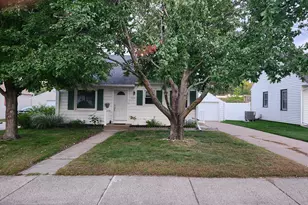 406 18th Ave SW, Rochester, MN 55902 - Photo 1