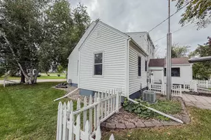 708 E Elm Ave, Olivia, MN 56277 - Photo 64