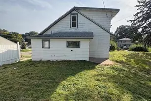 210 19th Ave S, South Saint Paul, MN 55075 - Photo 10