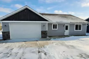 425 4th Ave SE, Saint Joseph, MN 56374 - Photo 38