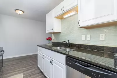 4351 Parklawn Avenue #7E, Edina, MN 55435 - Photo 2