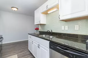 4351 Parklawn Ave, Edina, MN 55435 - Photo 2