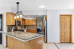 5209 Mayview Rd, Minnetonka, MN 55345 - Photo 10