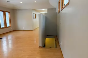 5209 Mayview Rd, Minnetonka, MN 55345 - Photo 4