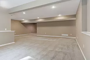 11581 Riverstone Ct, Woodbury, MN 55129 - Photo 56