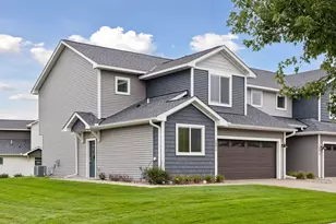 1571 Southpoint Dr, Hudson, WI 54016 - Photo 1