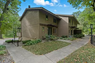 122 Birnamwood Dr, Burnsville, MN 55337 - Photo 4