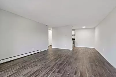 4351 Parklawn Avenue #105E, Edina, MN 55435 - Photo 10