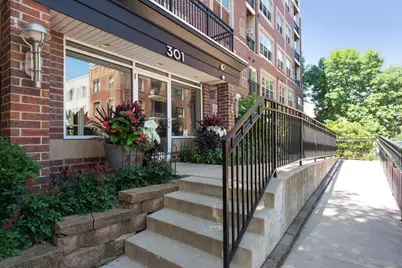 301 Oak Grove Street #205, Minneapolis, MN 55403 - Photo 2
