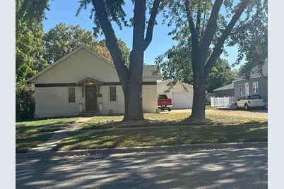 219 S Cedar Street, Belle Plaine, MN 56011 - Photo 1